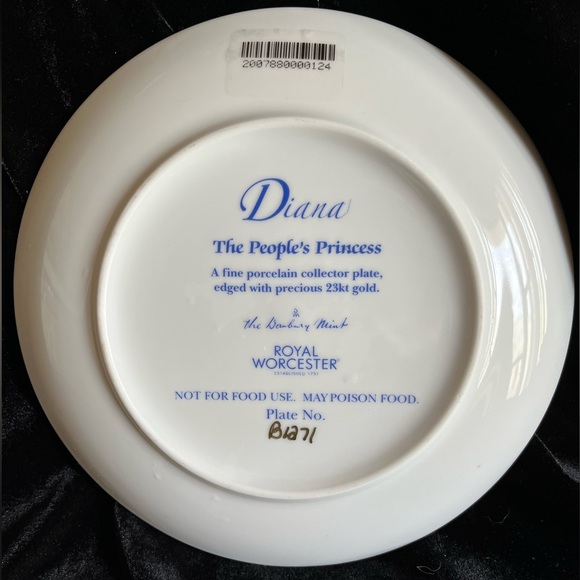 The People’s Princess, Diana. One porcelain collector plate trimmed in 23kt gold - Picture 2 of 8